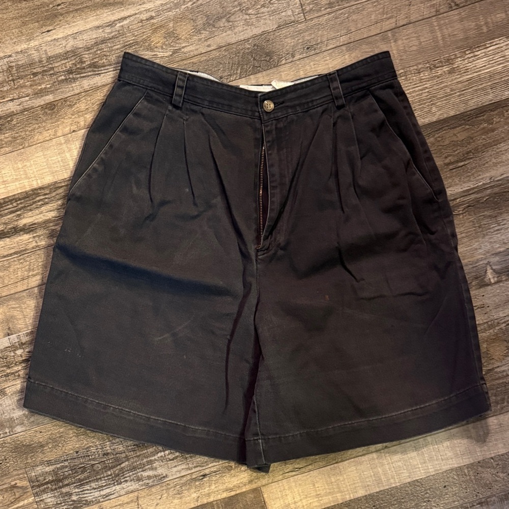 Liz Claiborne Black Women's Pleated Shorts / DG64